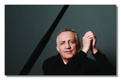 Los Angeles Philharmonic: Bramwell Tovey - Carmina Burana at Hollywood Bowl